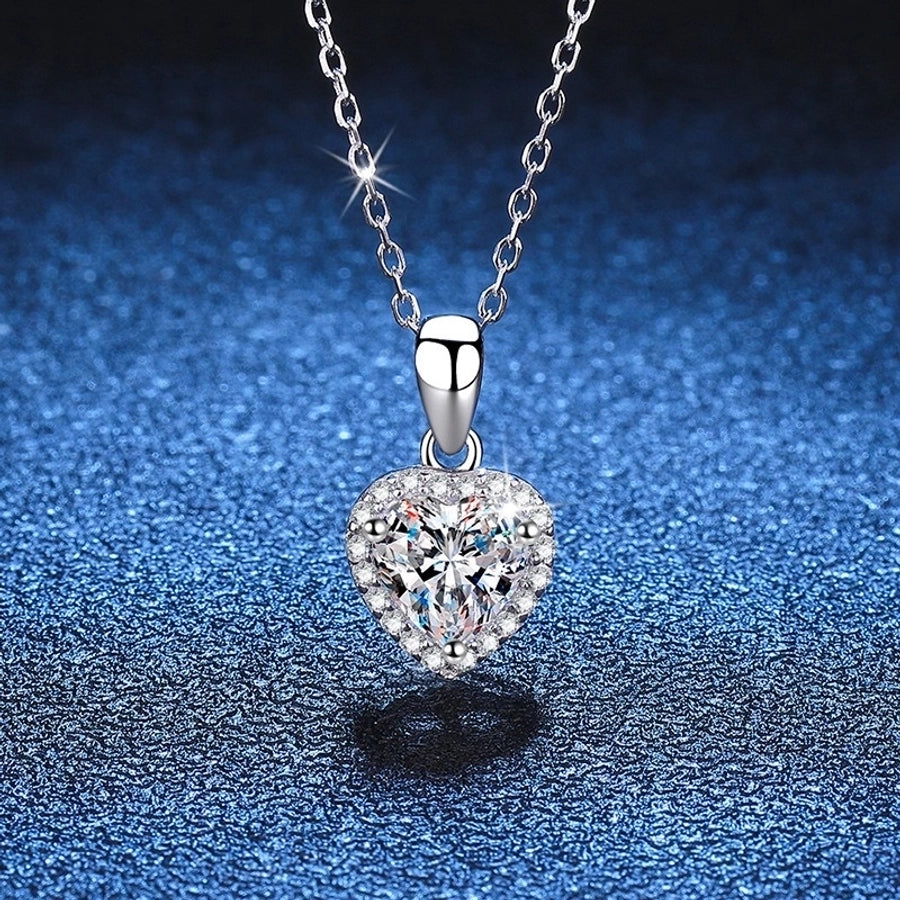 925 Sterling Silver Moissanite Zircon Inlay Heart Shape GRA Certificate Pendant Necklace
