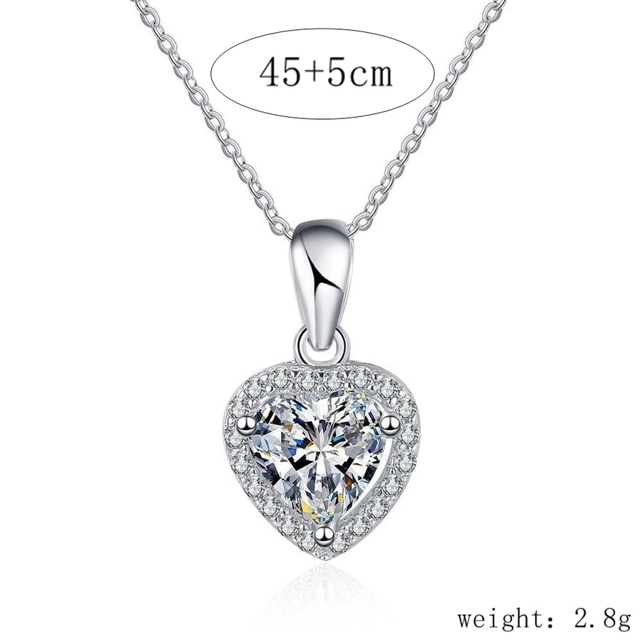 925 Sterling Silver Moissanite Zircon Inlay Heart Shape GRA Certificate Pendant Necklace