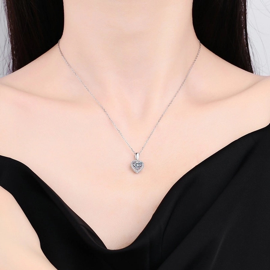925 Sterling Silver Moissanite Zircon Inlay Heart Shape GRA Certificate Pendant Necklace